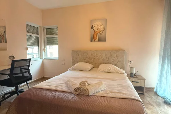 Shtepi me qera Apartament ne Tirane, 1+1, Mobilimi E mobiluar, Pagesa 550  Euro.