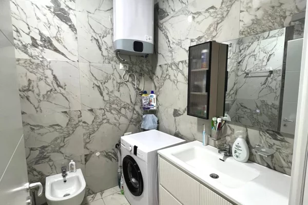 Shtepi me qera Apartament ne Tirane, 1+1, Mobilimi E mobiluar, Pagesa 600  Euro.