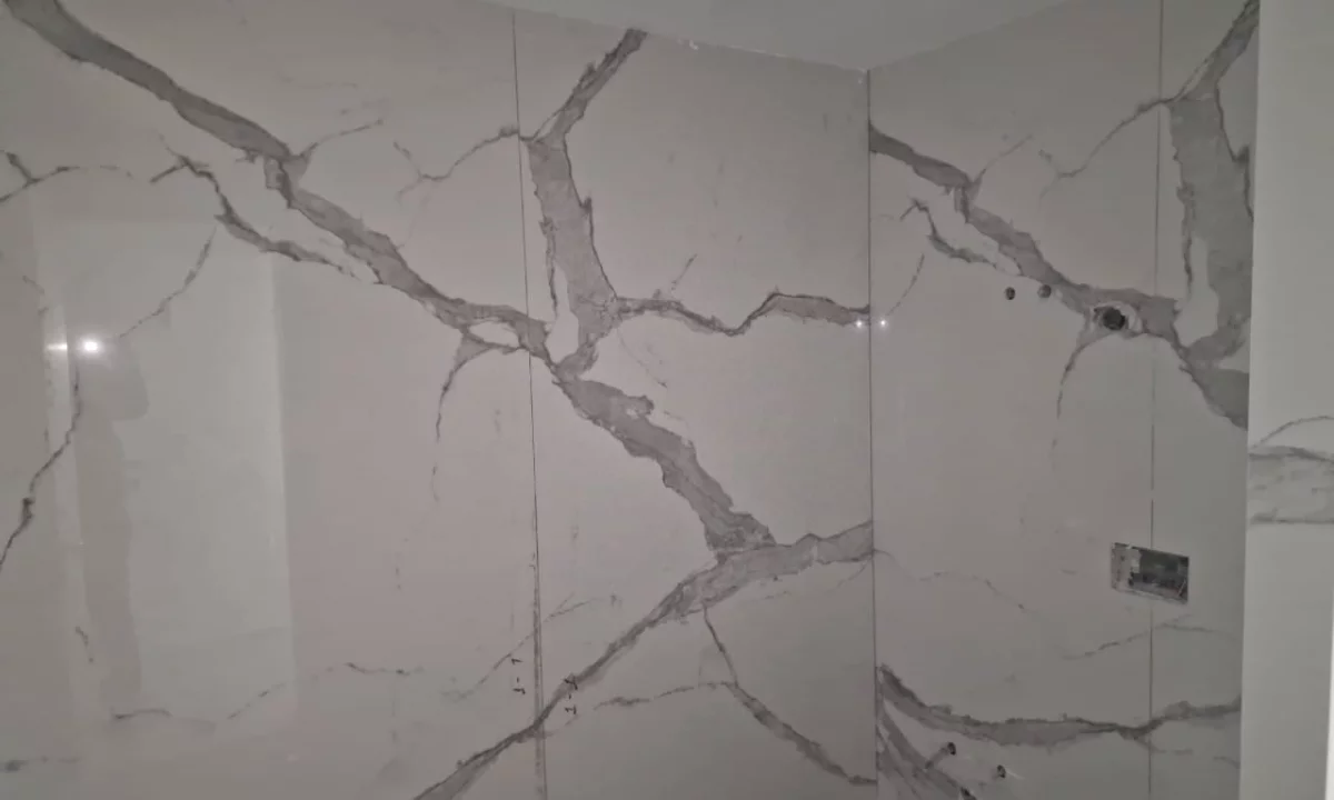 Appartamento in vendita a Tirana 3+1, Vuoto