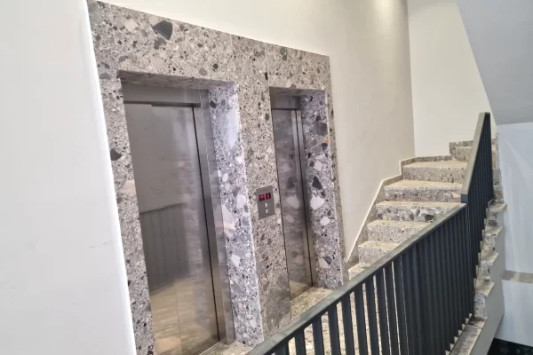 Appartamento in vendita a Tirana 3+1, Vuoto