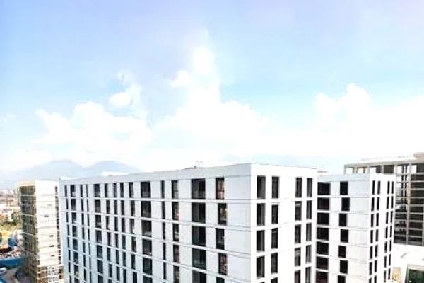 Appartamento in vendita a Tirana 3+1, Vuoto