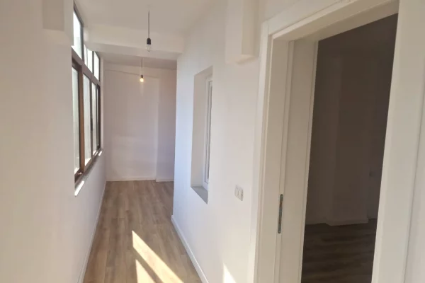 Apartment for sale in Tirana 1+1, Emty