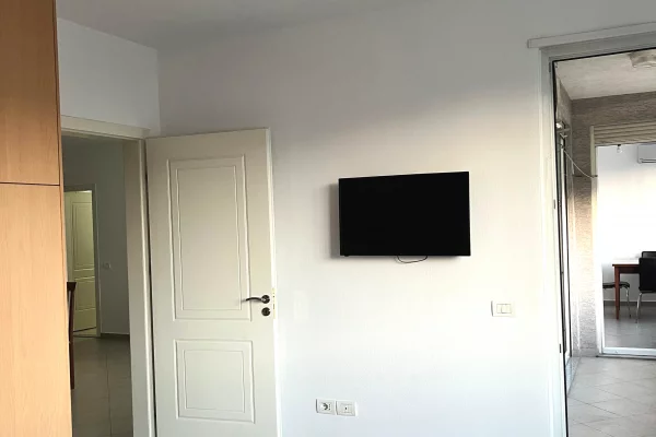 Shtepi me qera Apartament ne Tirane, 2+1, Mobilimi E mobiluar, Pagesa 55,000  Leke.