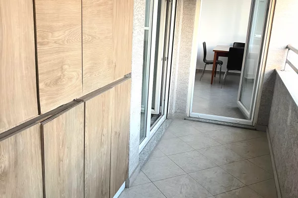 Shtepi me qera Apartament ne Tirane, 2+1, Mobilimi E mobiluar, Pagesa 55,000  Leke.