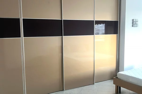 Shtepi me qera Apartament ne Tirane, 2+1, Mobilimi E mobiluar, Pagesa 55,000  Leke.