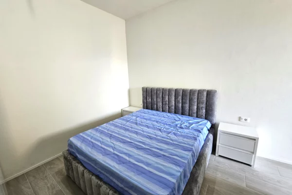 Shtepi ne shitje Apartament ne Tirane, 2+1, Mobilimi E mobiluar, Pagesa 180,000  Euro.