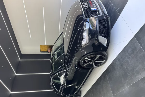 Auto in Vendita a Tirana - 19,000 Euro