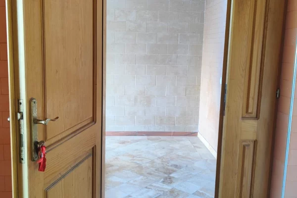 Villa di lusso in vendita a Tirana 2+1, Vuoto