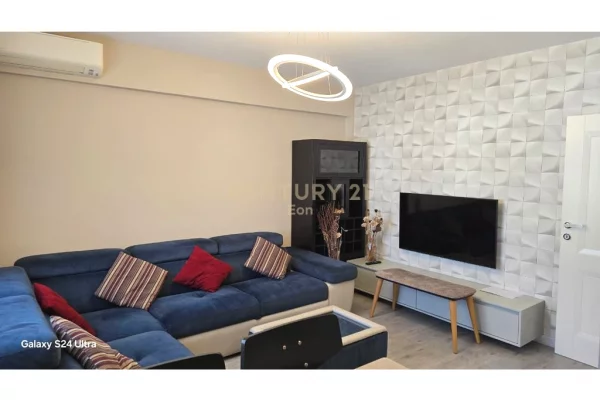 Shtepi ne shitje Apartament ne Durres, 2+1, Mobilimi E mobiluar, Pagesa 155,000  Euro.