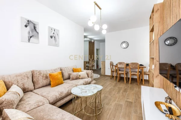 Shtepi ne shitje Apartament ne Durres, 2+1, Mobilimi E mobiluar, Pagesa 155,000  Euro.