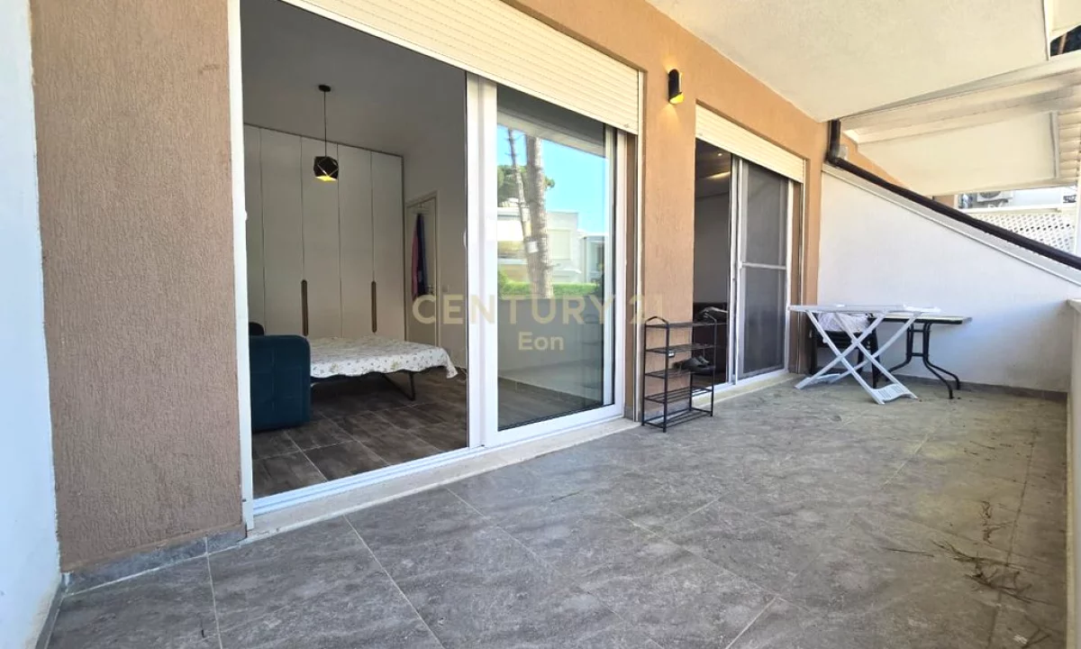 Shtepi ne shitje Apartament ne Durres, 1+1, Mobilimi E mobiluar, Pagesa 160,000  Euro.