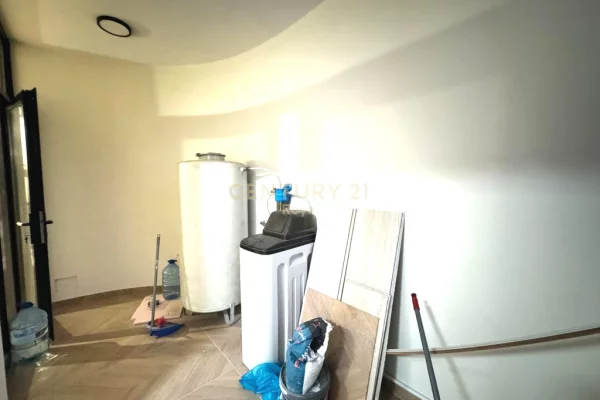 Shtepi ne shitje Apartament ne Durres, 1+1, Mobilimi E mobiluar, Pagesa 120,000  Euro.