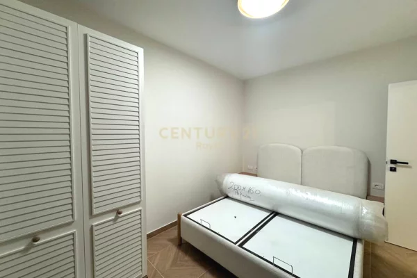 Shtepi ne shitje Apartament ne Durres, 1+1, Mobilimi E mobiluar, Pagesa 120,000  Euro.