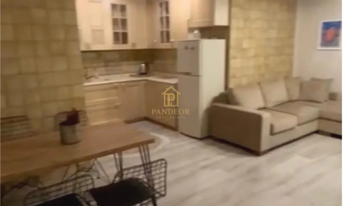 Appartamento in vendita a Tirana 1+1, Arredato