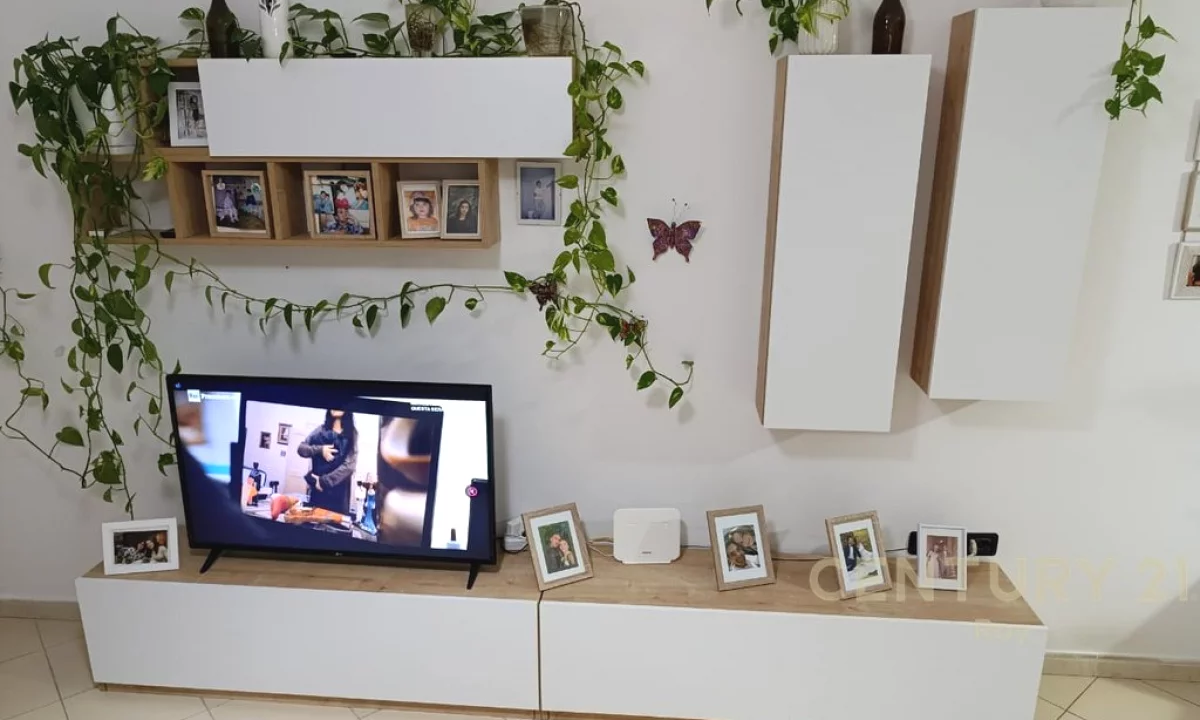 Shtepi me qera Apartament ne Durres, 2+1, Mobilimi E mobiluar, Pagesa 500  Euro.