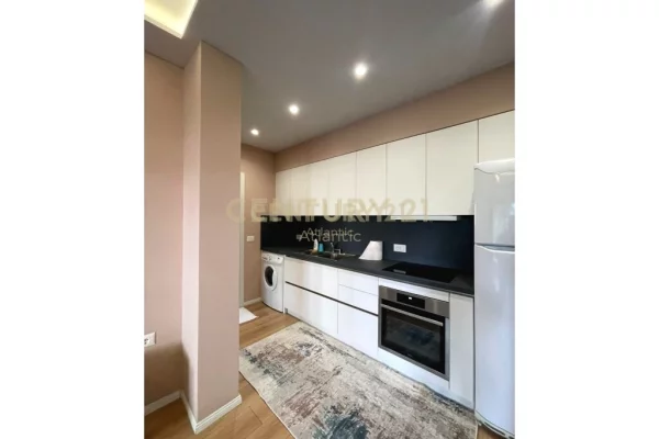 Shtepi ne shitje Apartament ne Durres, 1+1, Mobilimi E mobiluar, Pagesa 125,000  Euro.