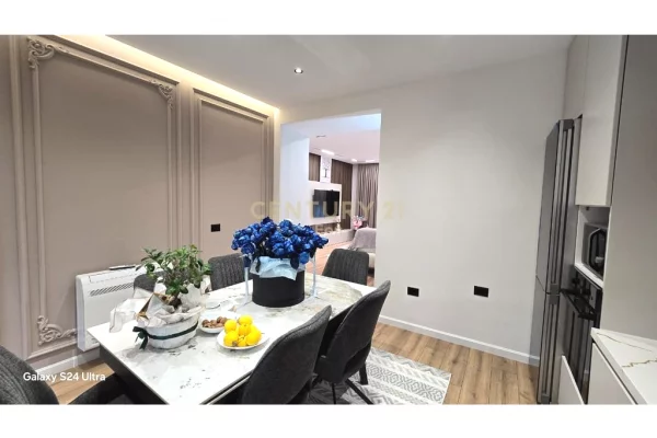 Shtepi ne shitje Vila Luksoze ne Durres, 3+1, Mobilimi E mobiluar, Pagesa 380,000  Euro.