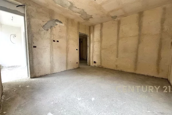 Appartamento in vendita a Durazzo 1+1, Vuoto