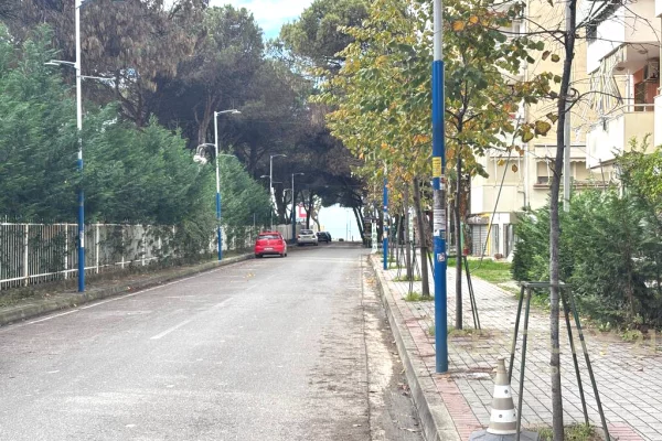 Appartamento in vendita a Durazzo 1+1, Vuoto