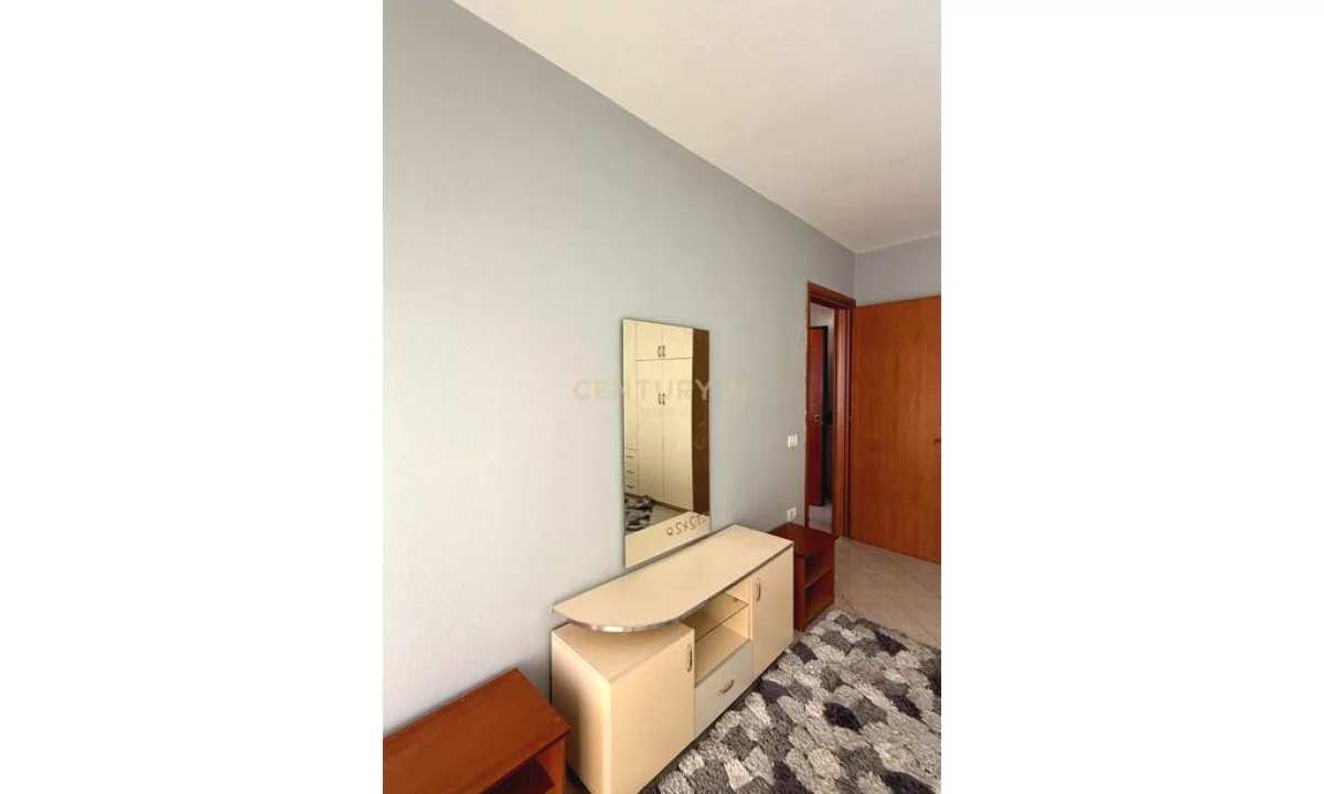 Shtepi me qera Apartament ne Durres, 1+1, Mobilimi E mobiluar, Pagesa 350  Euro.