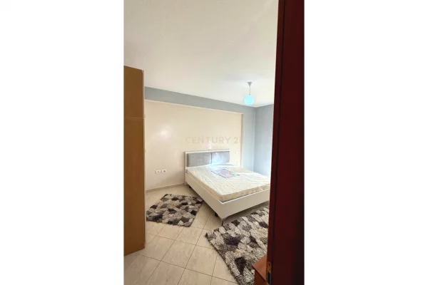 Shtepi me qera Apartament ne Durres, 1+1, Mobilimi E mobiluar, Pagesa 350  Euro.