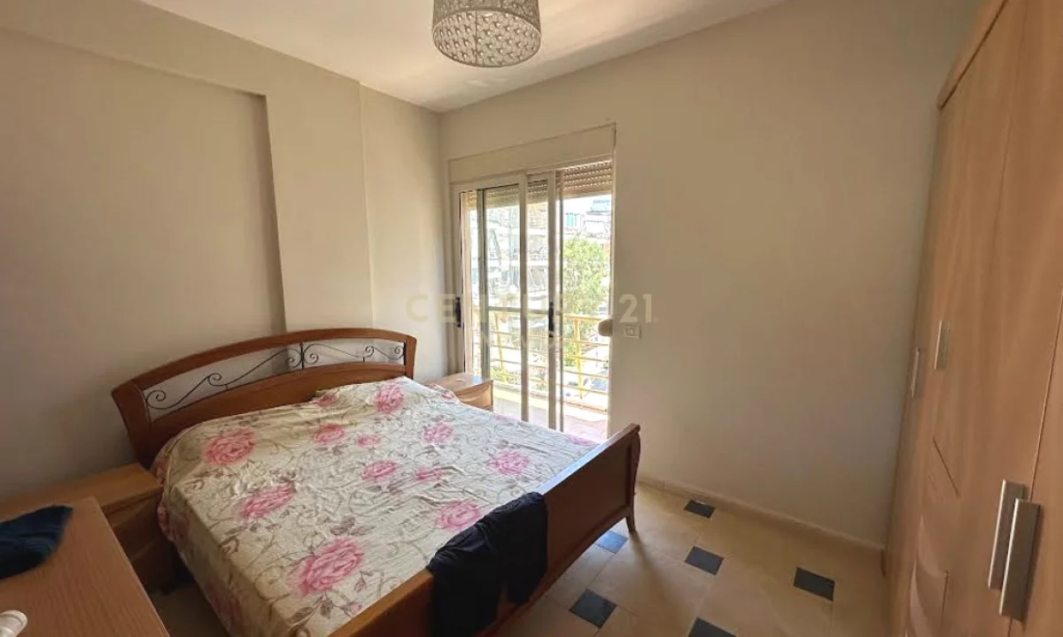 Appartamento in vendita a Durazzo 1+1, Arredato