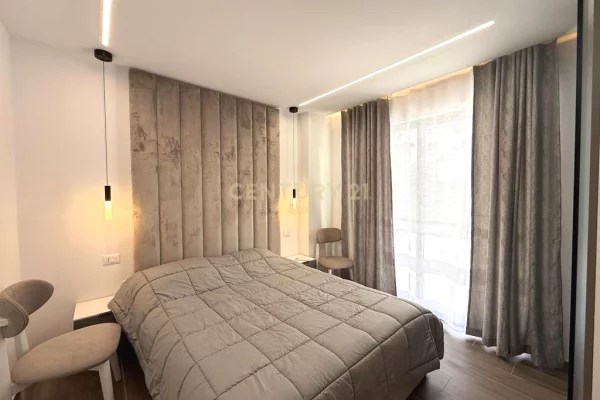 Shtepi ne shitje Apartament ne Durres, 1+1, Mobilimi E mobiluar, Pagesa 100,000  Euro.