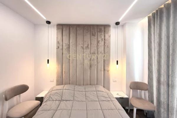 Shtepi ne shitje Apartament ne Durres, 1+1, Mobilimi E mobiluar, Pagesa 100,000  Euro.