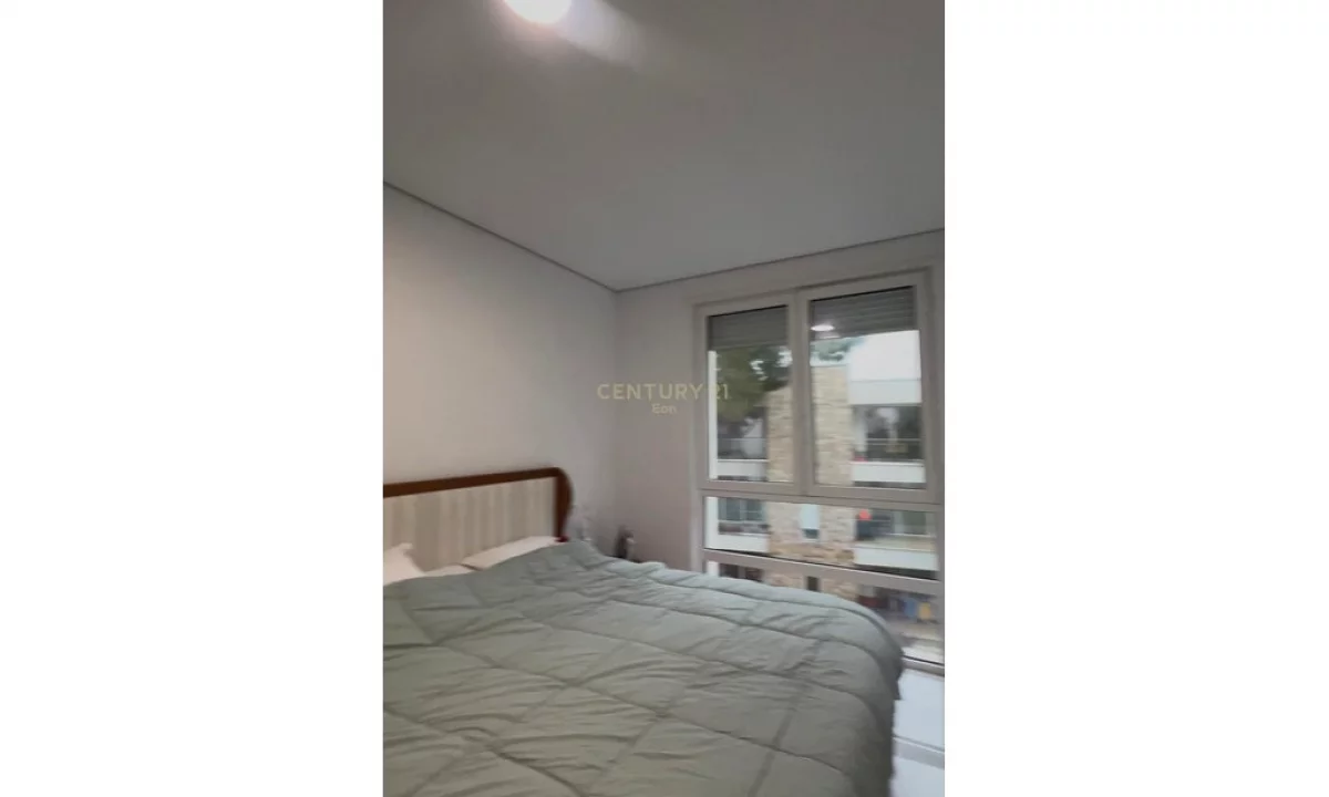 Shtepi ne shitje Apartament ne Durres, 2+1, Mobilimi E mobiluar, Pagesa 300,000  Euro.