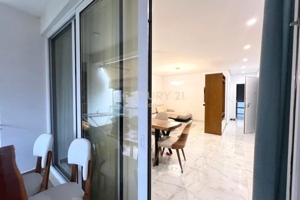 Shtepi ne shitje Apartament ne Durres, 2+1, Mobilimi E mobiluar, Pagesa 300,000  Euro.