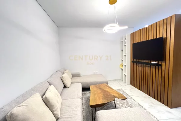 Shtepi ne shitje Apartament ne Durres, 2+1, Mobilimi E mobiluar, Pagesa 300,000  Euro.