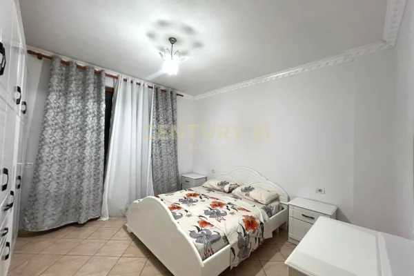 Shtepi ne shitje Apartament ne Durres, 1+1, Mobilimi E mobiluar, Pagesa 110,000  Euro.