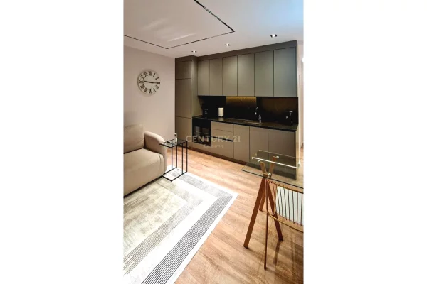 Shtepi me qera Apartament ne Durres, 1+1, Mobilimi E mobiluar, Pagesa 2,000  Euro.