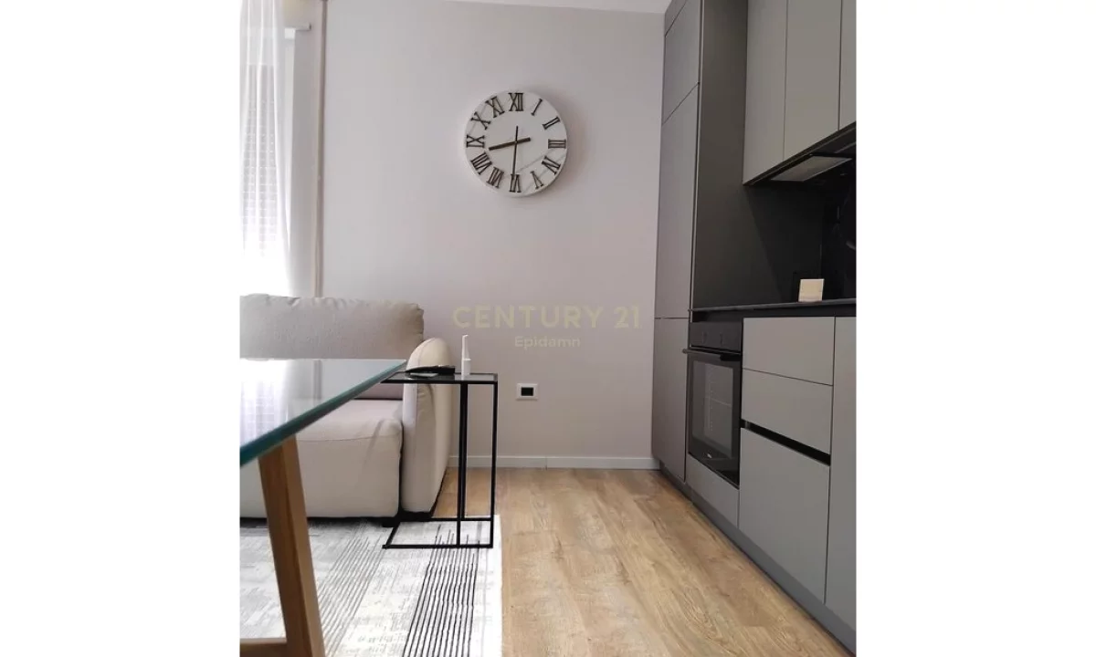 Shtepi me qera Apartament ne Durres, 1+1, Mobilimi E mobiluar, Pagesa 2,000  Euro.