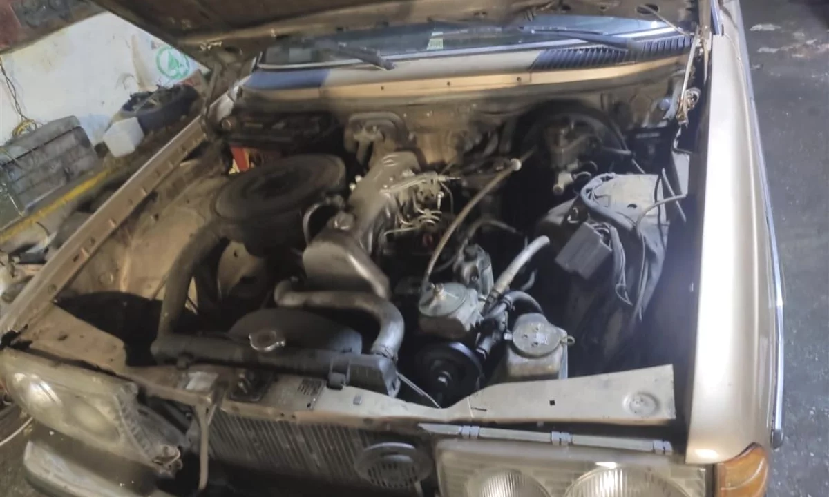 Auto in Vendita a Tirana, Mercedes-Benz, 1990 Diesel,Kambio Manual Pagamento 7,000  Euro.