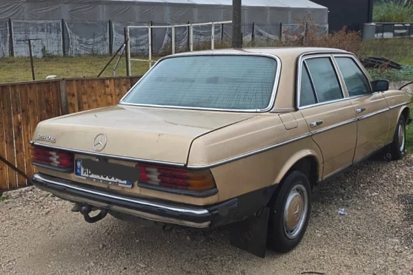 Auto in Vendita a Tirana, Mercedes-Benz, 1990 Diesel,Kambio Manual Pagamento 7,000  Euro.