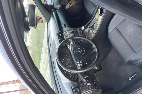 Auto in Vendita a Lushnja, Mercedes-Benz, 2007 Diesel,Kambio Automatik Pagamento 5,500  Euro.