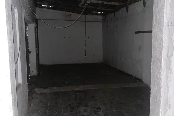 Business Property for Rent 4+1 in Tirana - 300 Euro