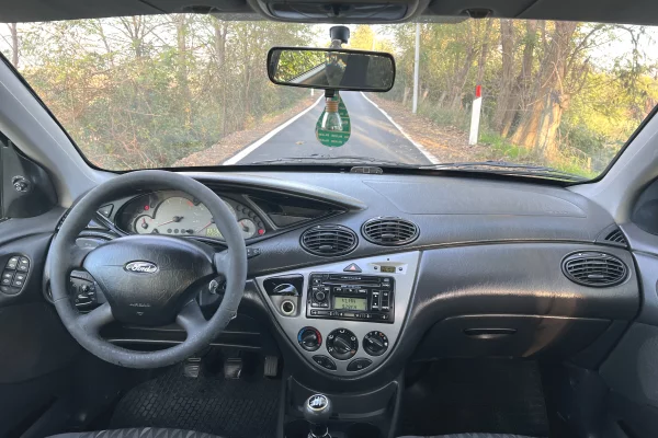 Auto in Vendita a Alessio, Ford, 2003 Diesel,Kambio Manual Pagamento 1,500  Euro.