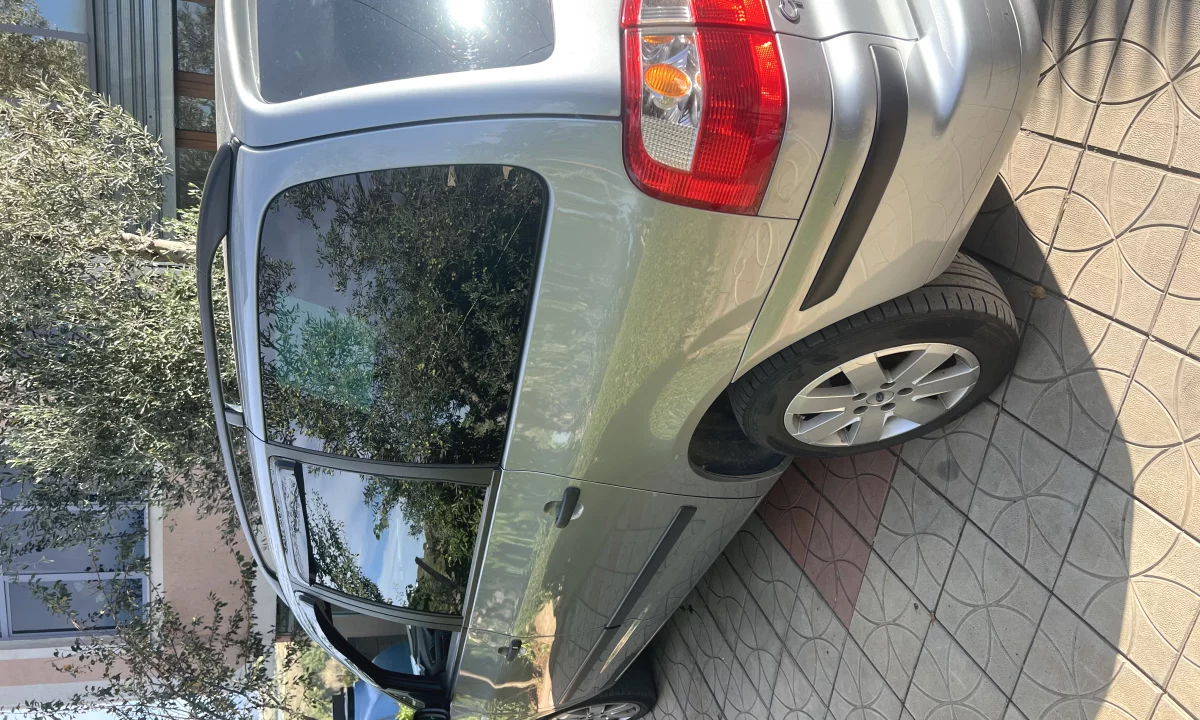 Auto in Vendita a Tirana, Ford, 2008 gasoline-gas,Kambio Manual Pagamento 4,500  Euro.