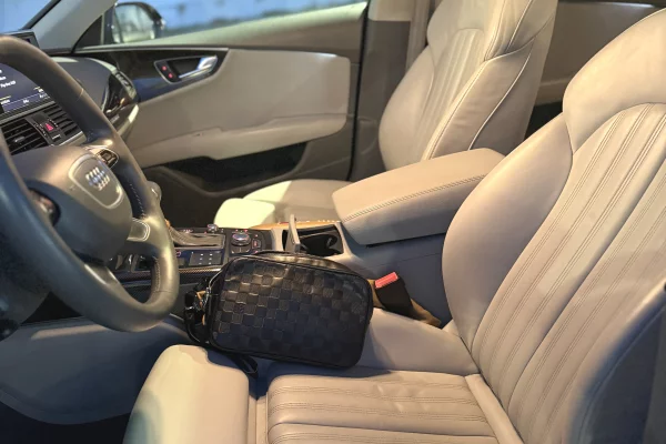 Auto in Vendita a Tirana, Audi, 2013 Benzine,Kambio Automatik Pagamento 11,000  Euro.