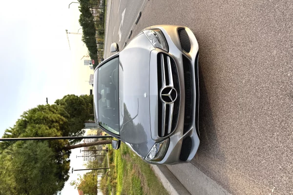 Auto in Vendita a Tirana - 13,000 Euro