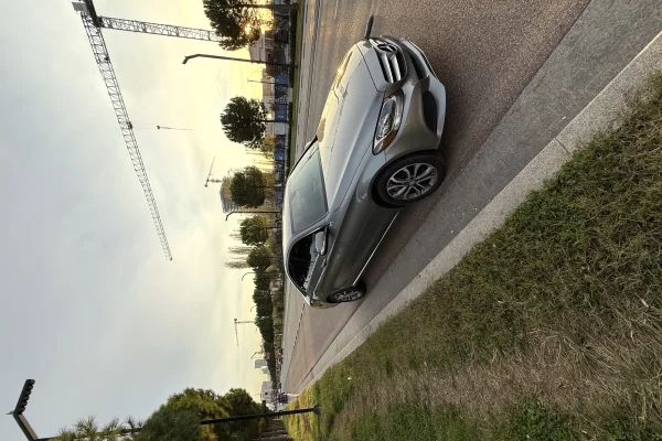 Auto in Vendita a Tirana, Mercedes-Benz, 2015 Benzine,Kambio Automatik Pagamento 13,000  Euro.