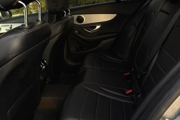 Auto in Vendita a Tirana, Mercedes-Benz, 2015 Benzine,Kambio Automatik Pagamento 13,000  Euro.