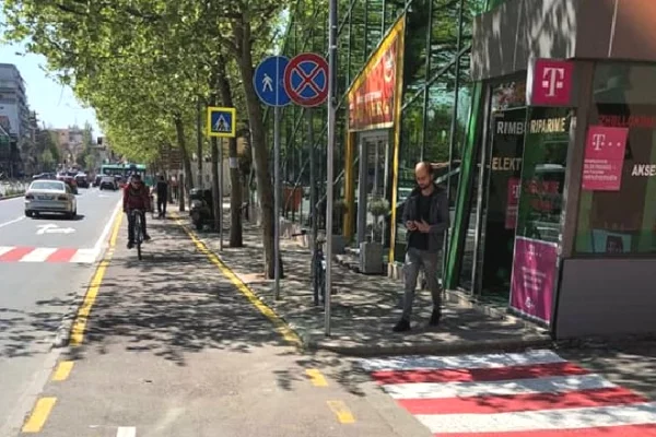 Shtepi me qera Apartament ne Tirane, 1+1, Mobilimi E mobiluar, Pagesa 500  Euro.