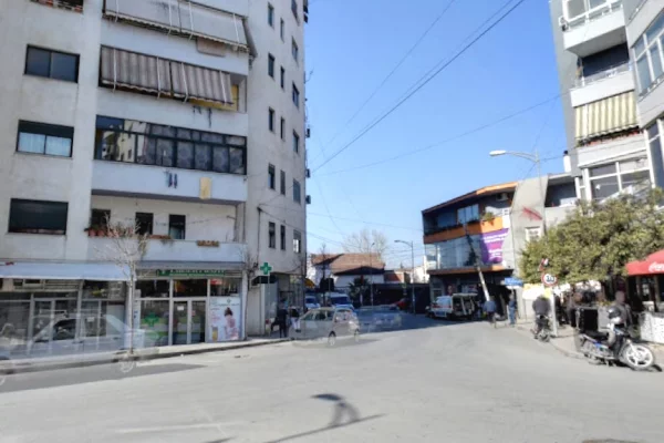 Shtepi me qera Apartament ne Tirane, 1+1, Mobilimi E mobiluar, Pagesa 350  Euro.