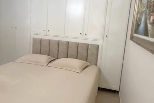 Shtepi me qera Apartament ne Tirane, 1+1, Mobilimi E mobiluar, Pagesa 400  Euro.