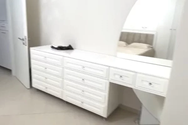 Shtepi me qera Apartament ne Tirane, 1+1, Mobilimi E mobiluar, Pagesa 400  Euro.