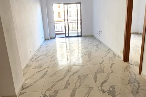 Shtepi me qera 1+1 ne Tirane - 400 Euro