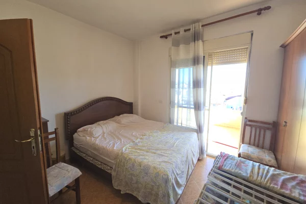 Shtepi ne shitje Apartament ne Durres, 2+1, Mobilimi E mobiluar, Pagesa 95,000  Euro.